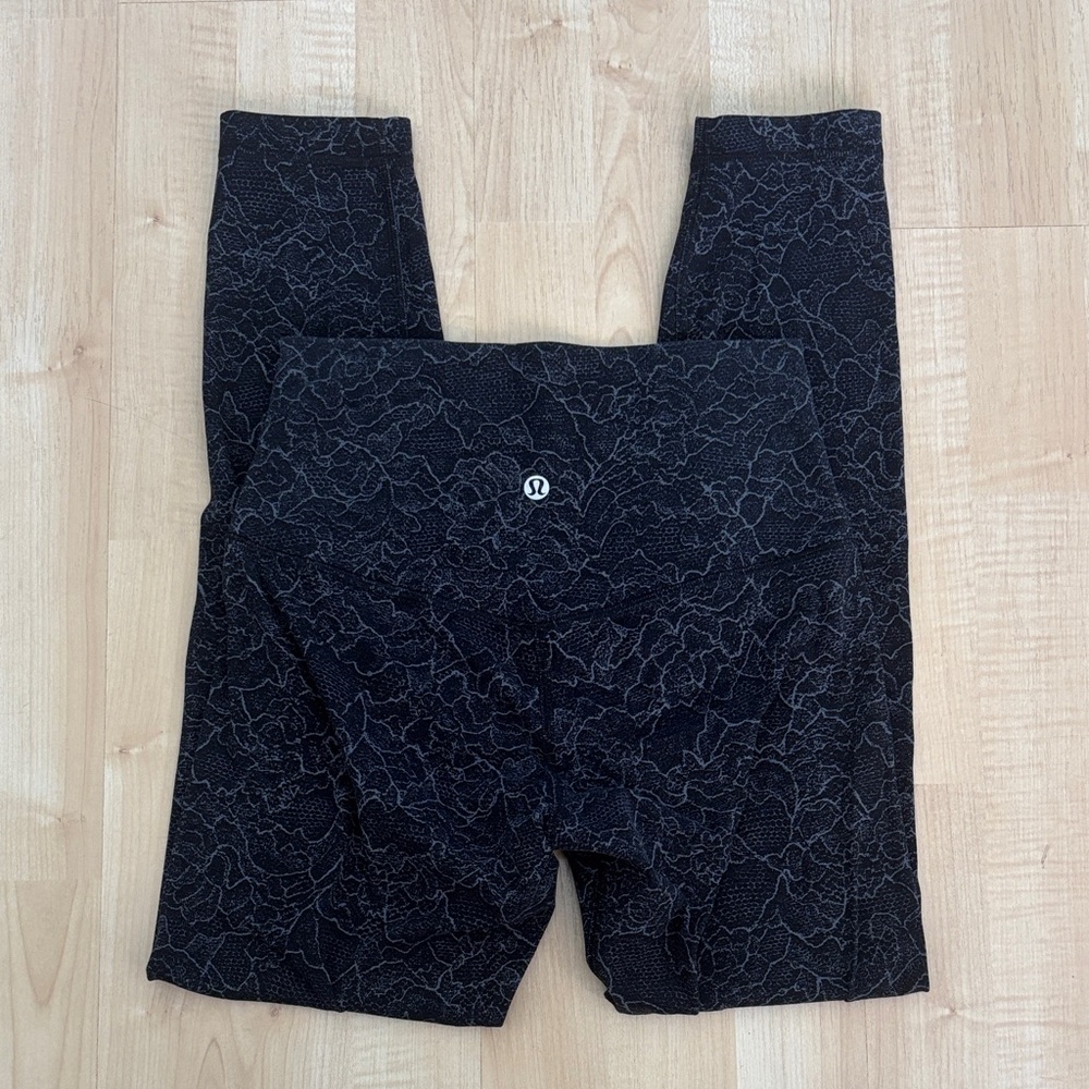lululemon athletica Black Patterned Leggings size 4